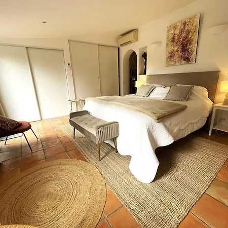 -piscine Chaude Billard Wifi- St Tropez Lägenhet *