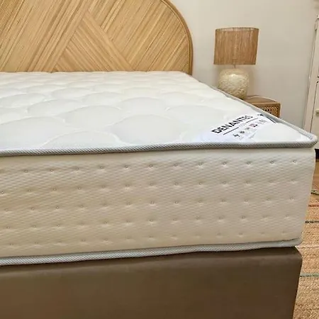 -piscine Chaude Billard Wifi- St Tropez Lägenhet Gassin