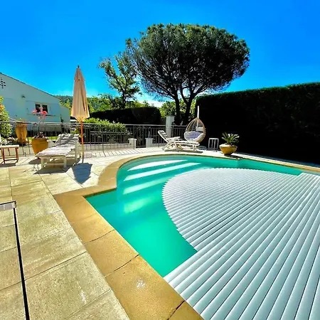 -piscine Chaude Billard Wifi- St Tropez Gassin