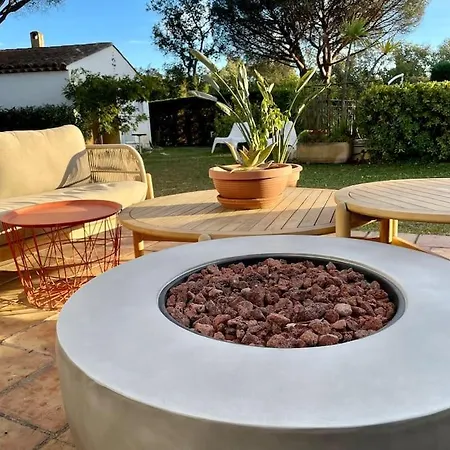 -piscine Chaude Billard Wifi- St Tropez Lägenhet Gassin