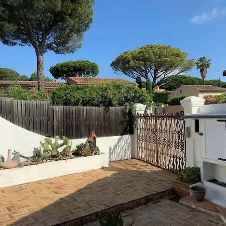 -piscine Chaude Billard Wifi- St Tropez Apartmán *