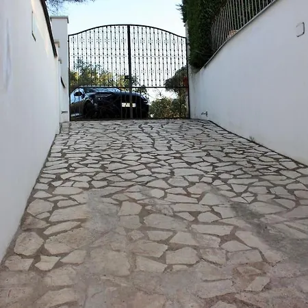 -piscine Chaude Billard Wifi- St Tropez Gassin